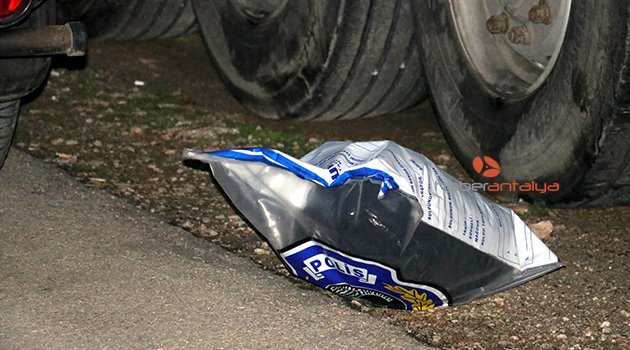 Siyanür alarmına neden olan toz, polis merkezine götürüldü