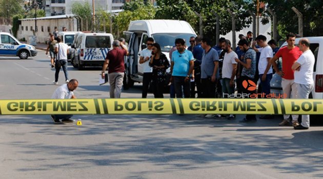 Son dakika | Valilik binası yanında bomba paniği!
