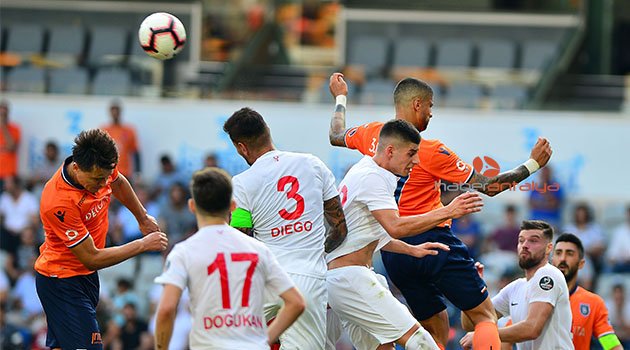 Spor Toto Süper Lig: Medipol Başakşehir: 4 - Antalyaspor: 0