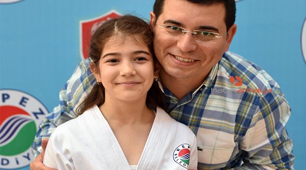 SPORCULARA TOPLU DOĞUM GÜNÜ PARTİSİ