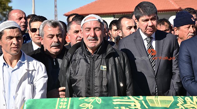 ŞUBE MÜDÜRÜ ATEŞ DEFNEDİLDİ