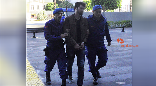Takside tartıştı, inince 9 bıçak darbesiyle öldürdü