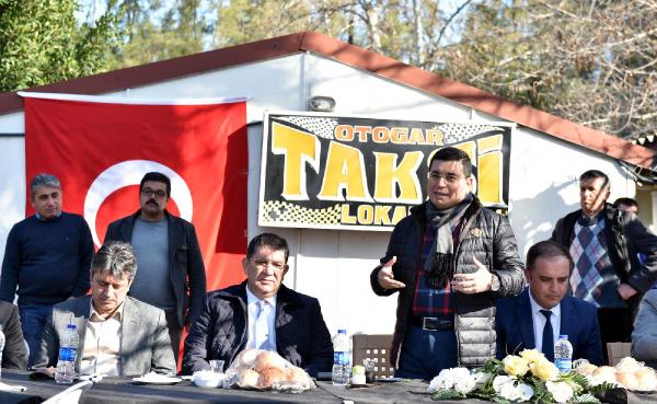 Tenekeden Modern Taksi Duraklarına