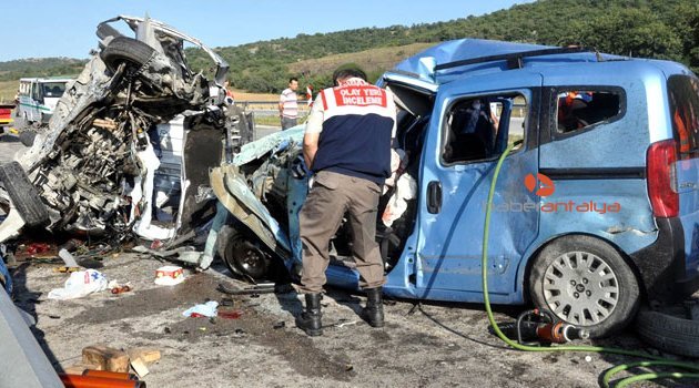 TERÖR SALDIRISI DEĞİL BAYRAM BİLANÇOSU: 107 ÖLÜ 337 YARALI