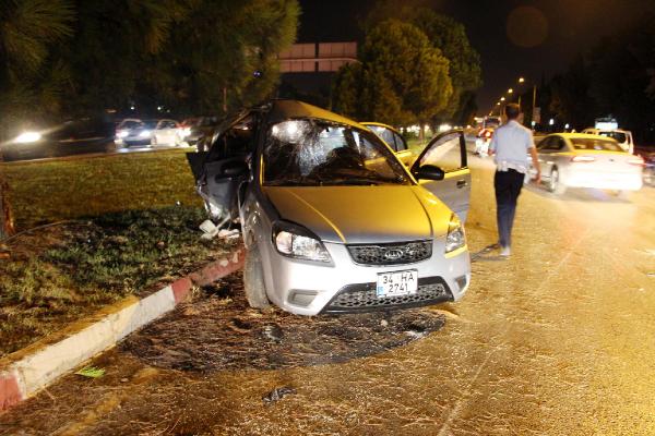YİNE GENÇ SÜRÜCÜ KAZASI 3 YARALI