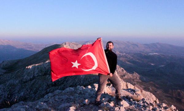 TUNÇ DAĞI'NA ZAFER TIRMANIŞI