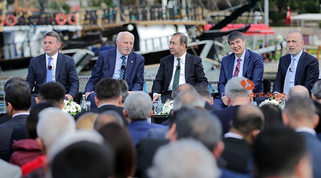 Türel: Antalya denizle barışık şehir olmalı