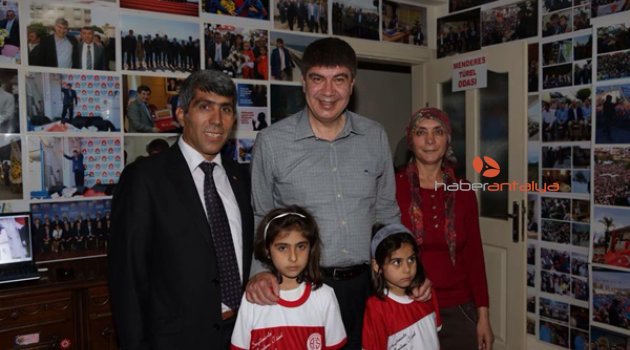 TÜREL HAYRANI ŞAŞIRTTI