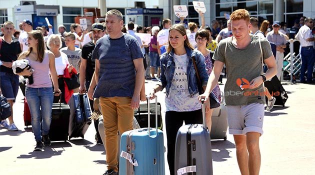 Turist sayısı 10 milyonu aştı