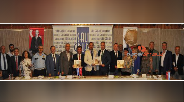 Turistler dahi taksiye binerken pazarlık yapıyor