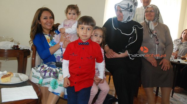  “12 YILDA ÇOK ÖNEMLİ MESAFELER KATETTİK”