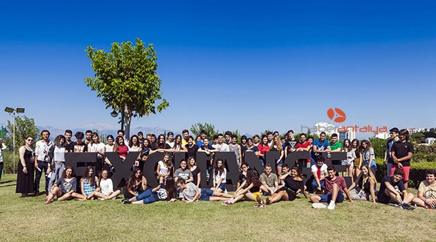 Türkiye’den yurtdışında eğitime gidecek başarılı öğrenciler Antalya’da