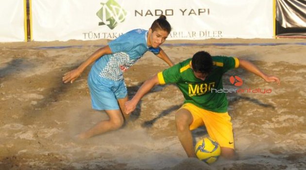 Türkiye Plaj Futbol Ligi Manavgat etabında gol yağmuru