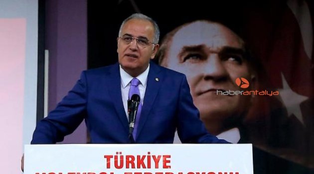 Türkiye Voleybol Federasyonu hakem semineri başladı