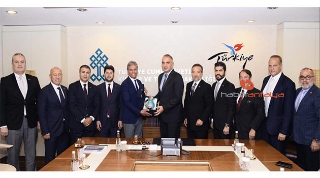 TÜRSAB'tan yeni bakana ziyaret
