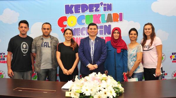 TÜTÜNCÜ ÖĞRENCİLERİ AĞIRLADI