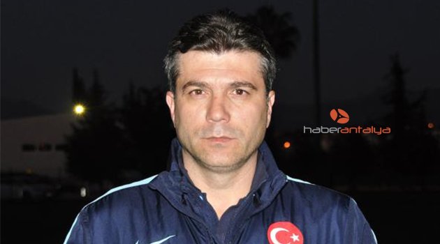 U19 Futbol Milli Takımı Teknik Direktörü İnceefe: "Gruptan çıkmak istiyoruz"
