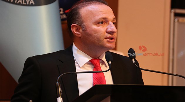 ÜNİVERSİTE BAYRAMLAŞTI