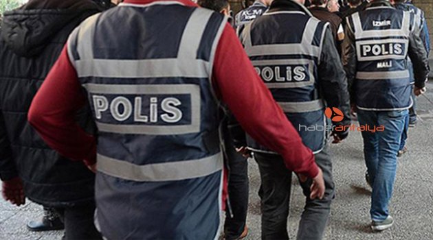 ÜNİVERSİTEYE FETÖ OPERASYONU: 40 GÖZALTI