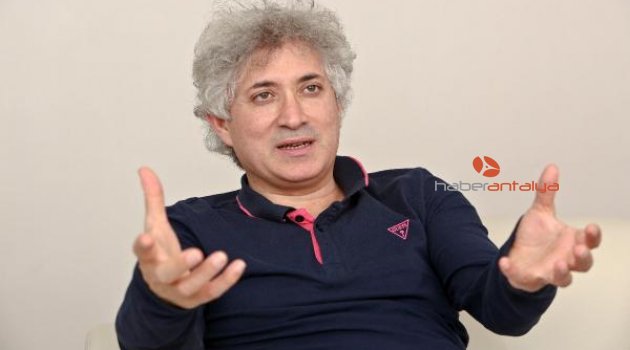 Ünlü cerrah Ömer Özkan'ın laboratuvar mücadelesi