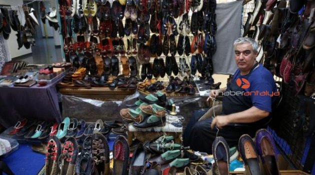 Ünlülerin çarığı Maraşlı ustadan
