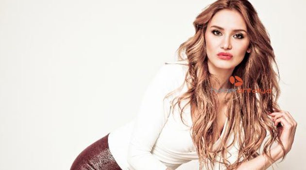'Uykudan kalan tüm zamanlarımda makyajım ve saçlarım sürekli yapılı'