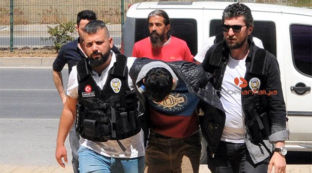 Uyuşturucu taciri otel odasına yapılan baskınla yakalandı