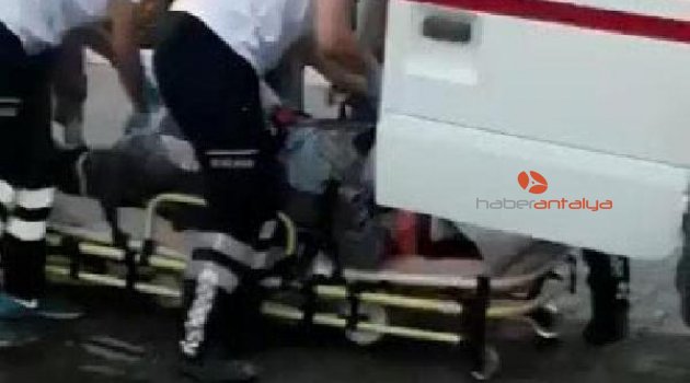 Üzerine benzin döküp, kendisini ateşe verdi
