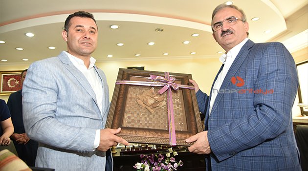 VALİ KARALOĞLU, ALANYA BELEDİYESİNİ ZİYARET ETTİ
