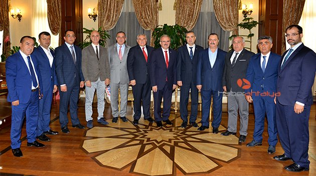 VALİ KARALOĞLU’NA HOŞ GELDİNİZ ZİYARETLERİ