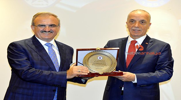 VALİ KARALOĞLU’NDAN SENDİKALARA ANTALYA ÇAĞRISI