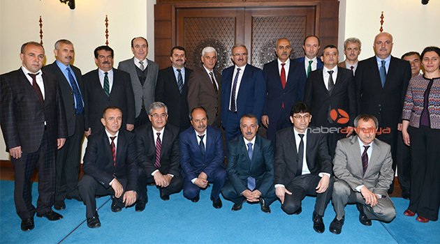 VALİ KARALOĞLU ORMANCILARI KABUL ETTİ
