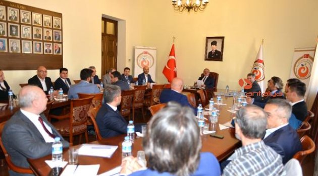 Vali Karaloğlu: Sağlıklı yaşam önceliğimizdir
