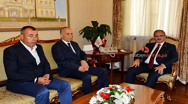VALİ KARALOĞLU, TÜRK- İŞ GENEL BAŞKANI'NI KABUL ETTİ