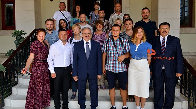 VALİ KARALOĞLU UKRAYNALI GAZETECİLERİ AĞIRLADI