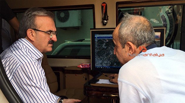 VALİ KARALOĞLU YANGINI HAVADAN İNCELEDİ