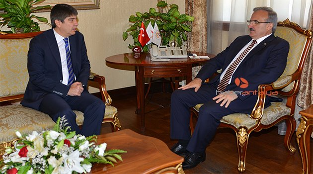 VALİ KARALOĞLU'NA ZİYARETLER DEVAM EDİYOR
