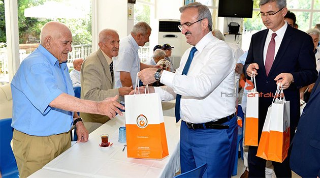 VALİ KARALOĞLU'NDAN BAYRAM ZİYARETLERİ