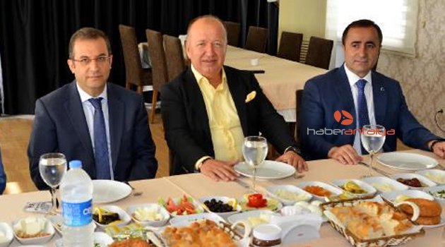 VALİ TÜRKER ANTALYASPOR'DA