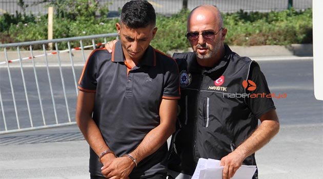 Valizden uyuşturucu hap çıktı