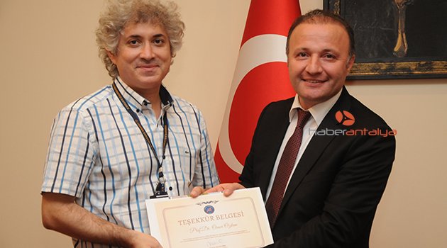 REKTÖR ÜNAL’DAN AKADEMİSYENLERE TEŞEKKÜR BELGESİ