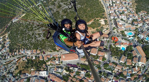 YAMAÇ PARAŞÜTÜNDEN KUŞBAKIŞI KAŞ