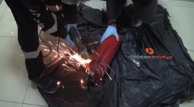Yangın söndürme tüplerinden uyuşturucu çıktı