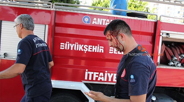 Yaralı itfaiyecinin meslek aşkı