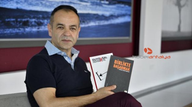 Yazar CEO'nun hedefi üçüncü kitap