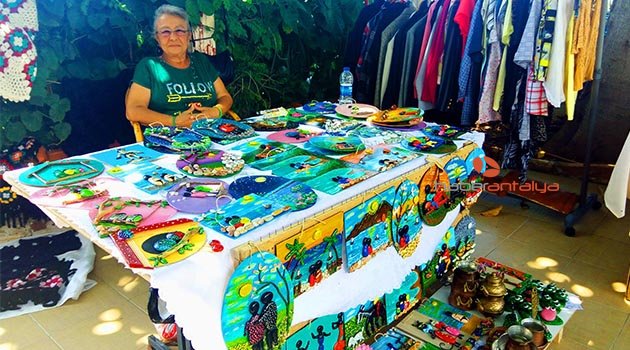 Yerleşik Almanlar ihtiyaç sahiplerinin yüzünü güldürdü