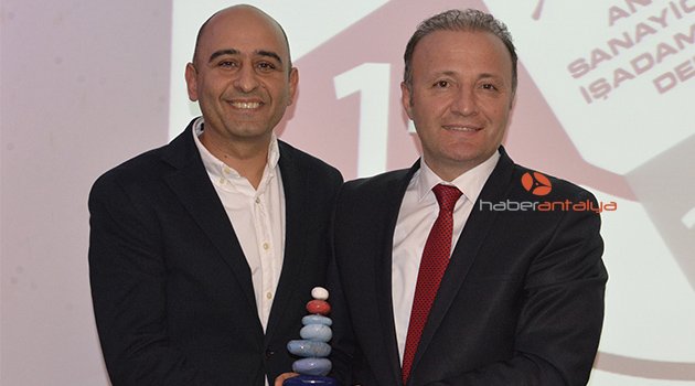Yılın girişimcileri ödüllendirildi