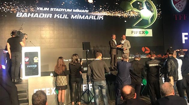Yılın stadyum mimarı ödülü sahibini buldu