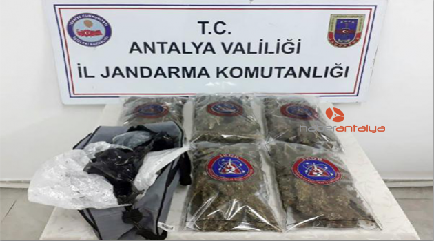 Yolcu otobüsünde uyuşturucu ele geçirildi