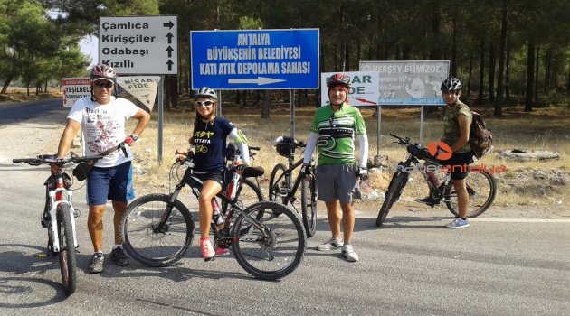  YOLDAŞLAR PEDALDAN ŞEHİT EVİNE TAZİYE